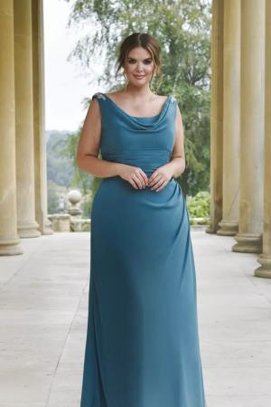 True Bridesmaids Willa M592